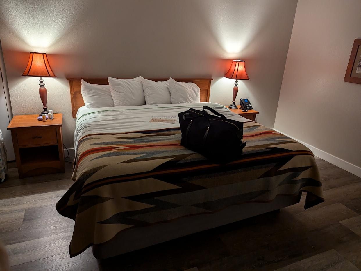 King bed at Kah-Nee-Ta Resort with comfortable bedding