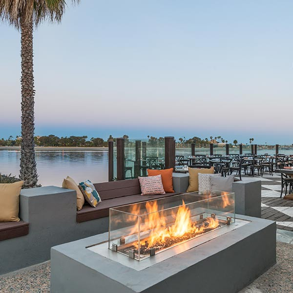Paradise Point Dining