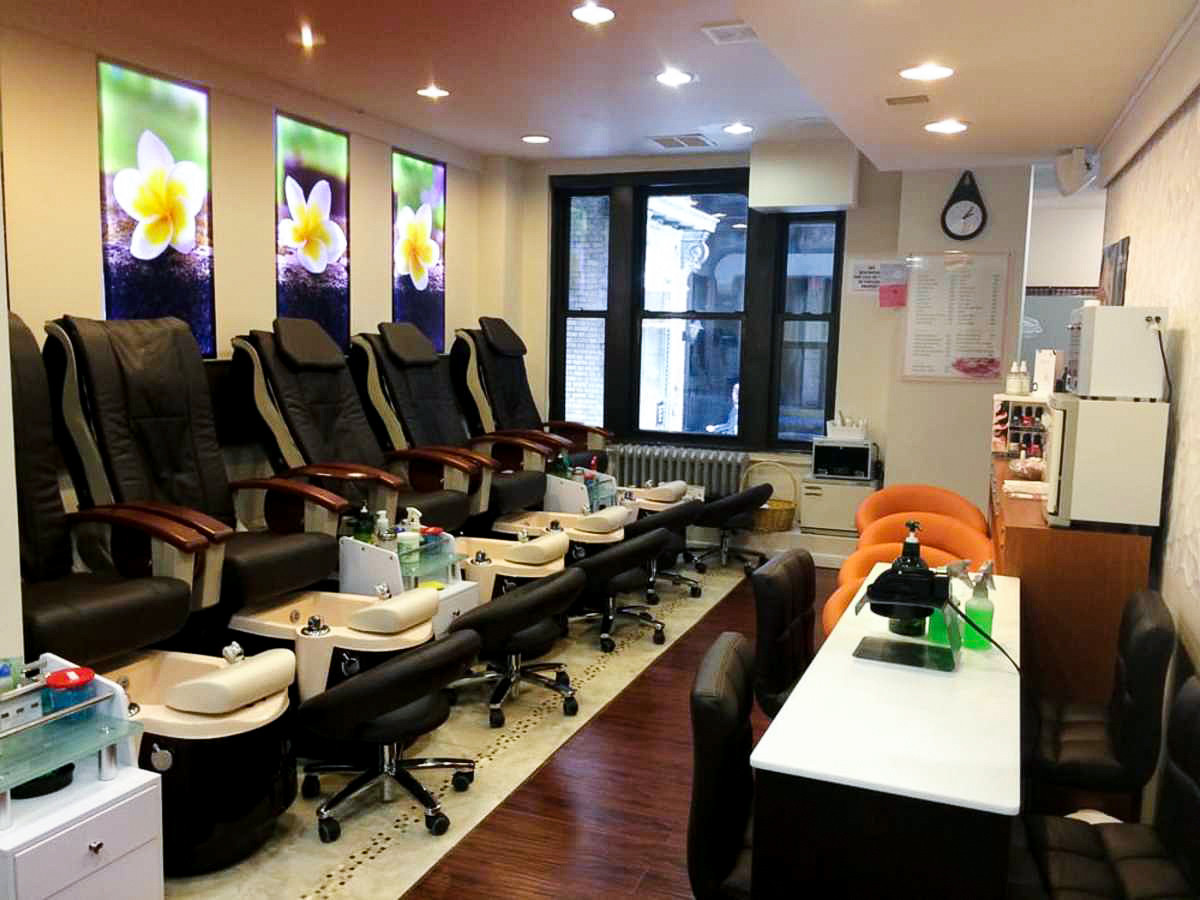 Diamond Spa pedicure service
