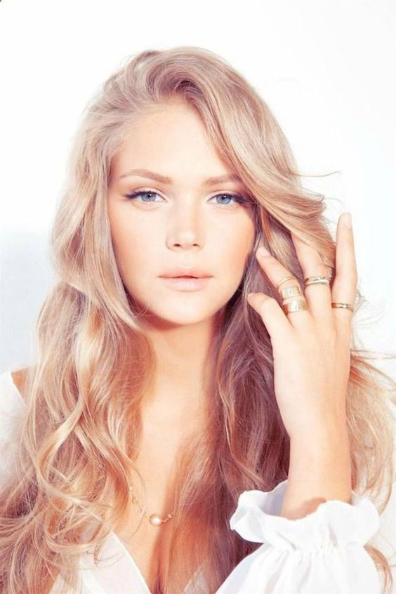 strawberry blonde hair color