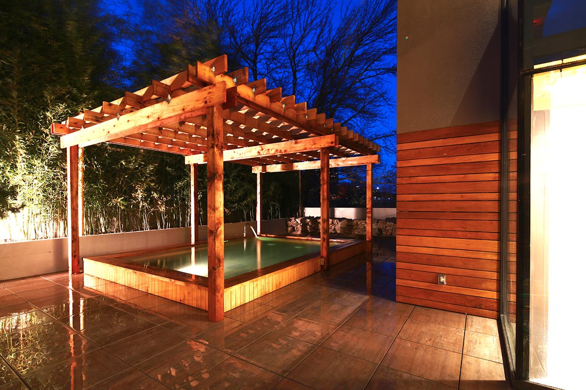 Hinoki bath at night